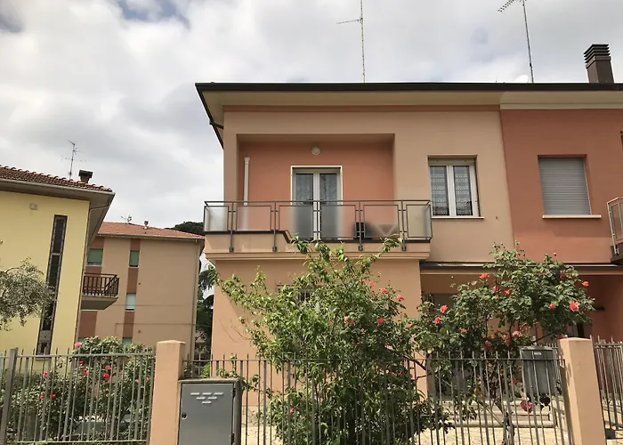 Le Rose Konukevi Imola