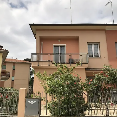 Le Rose Gæstehus Imola